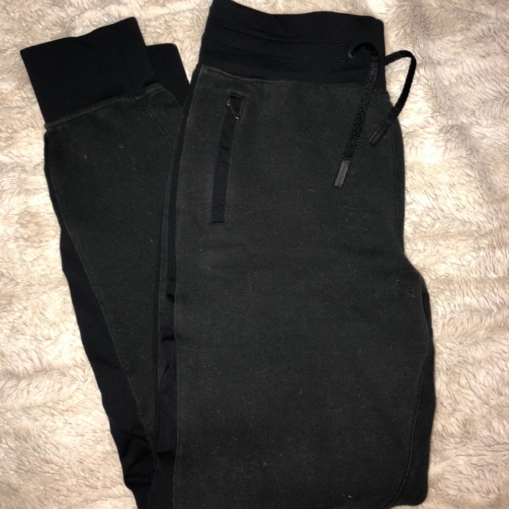 Lulu lemon black jogger pants